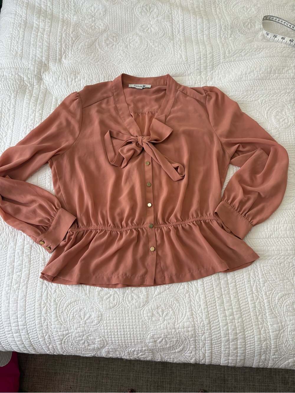 Women's forever 21 peach blouse size L